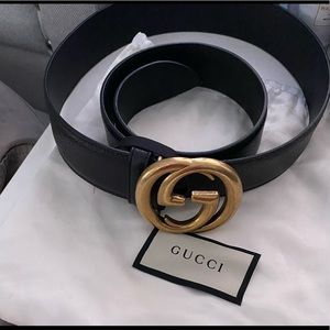 Gucci GG Logo Leather Belt
